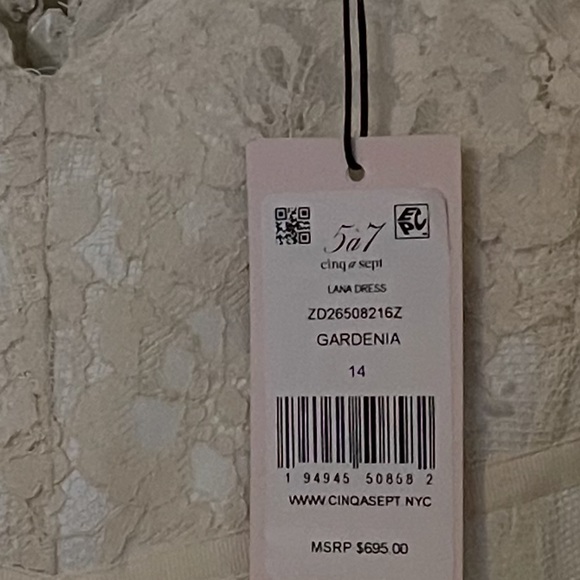 cinq a sept Dresses & Skirts - cinq a sept Gardenia Lace Dress in Cream